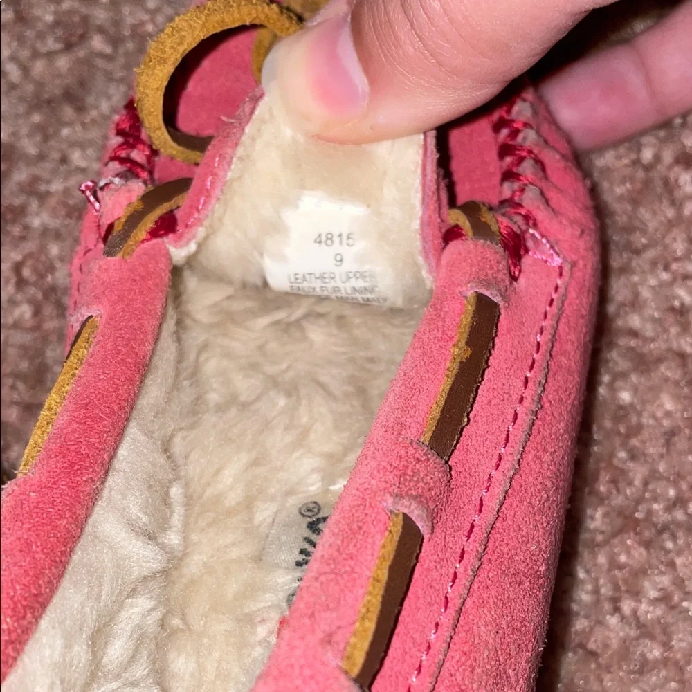Minnetonka Pink Moccasins with Tan Laces